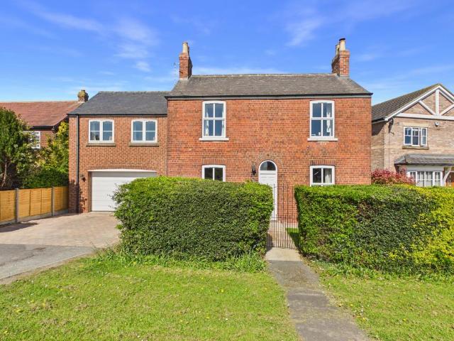 House for sale in Woodmansey, Beverley