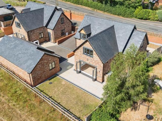 House for sale in Alderminster, Warwickshire