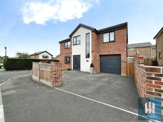 House for sale in Mirfield, West Yorkshire