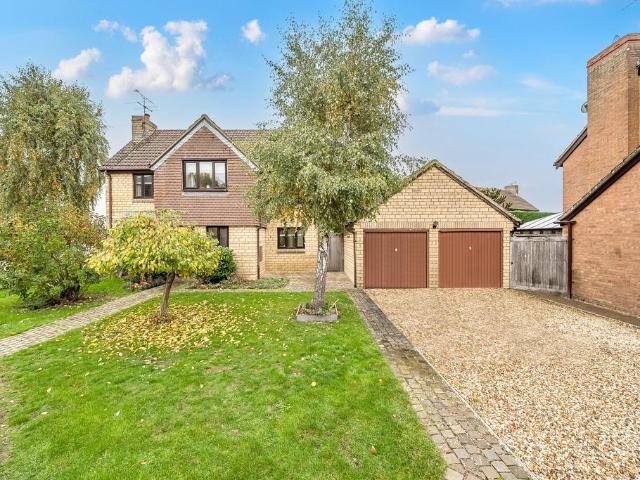 House for sale in South Marston, Swindon