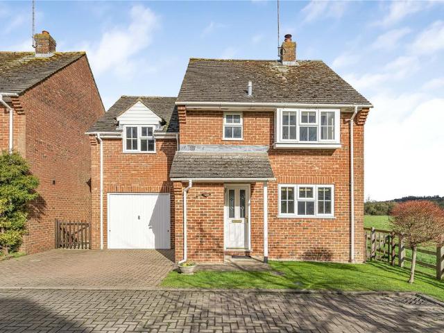 House for sale in Dorton, Buckinghamshire
