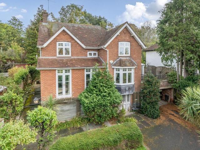 House for sale in Watergate, Devon