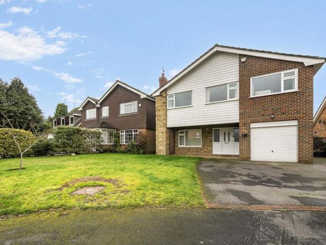 House for sale in Sandown Park, Kent
