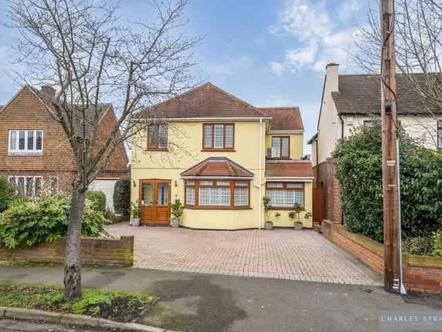 House for sale in Ardleigh Green, Greater London