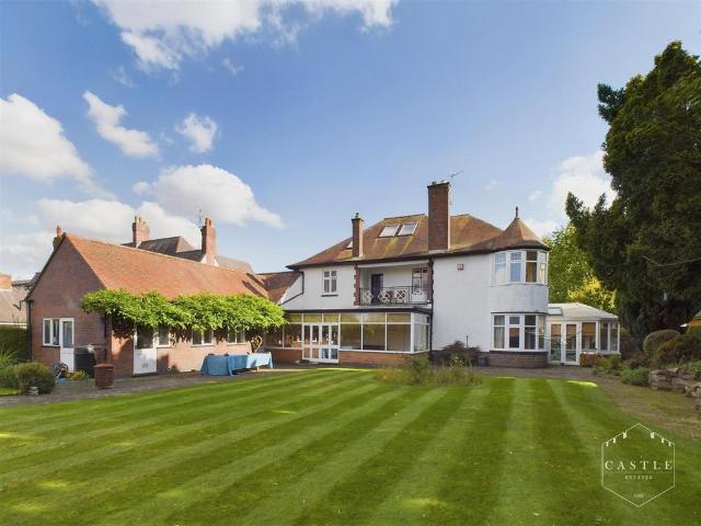 House for sale in Barwell, Barton