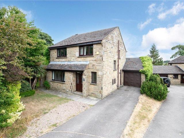 House for sale in Thornton, West Yorkshire