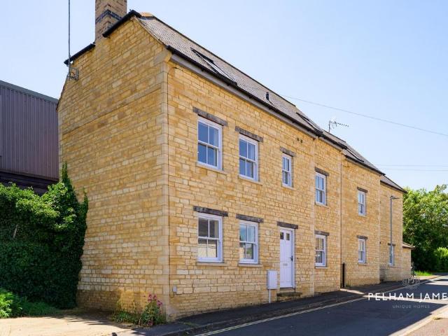 House for sale in Baron St Martin, Barholm