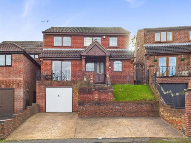 House for sale in Porchester Gardens, Gedling