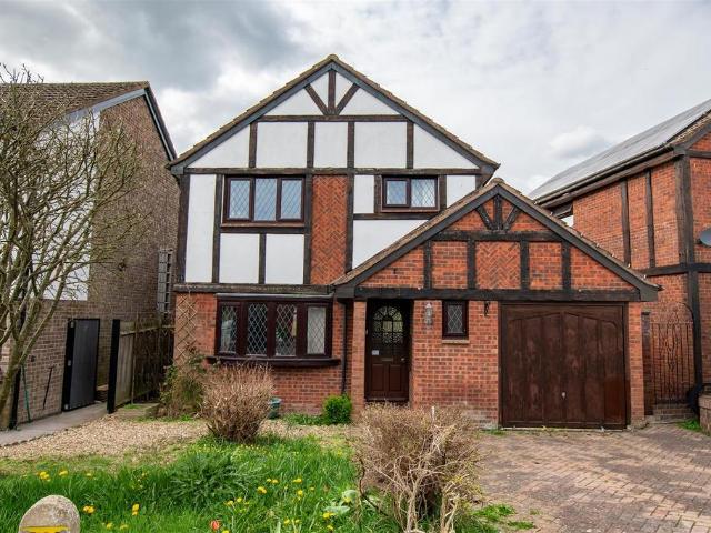 House for sale in Oldland, South Gloucestershire