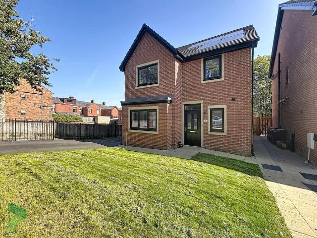 House for sale in Earcroft, Darwen