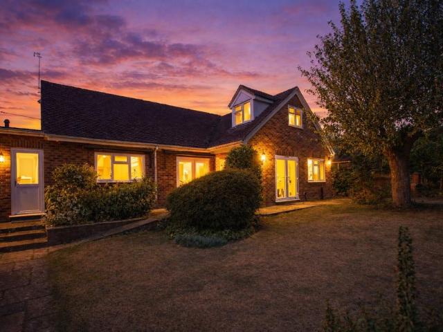 House for sale in Berrick Salome, Oxfordshire