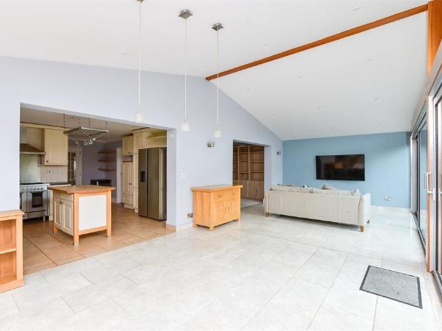 House for sale in Dumpton Gap, Acol