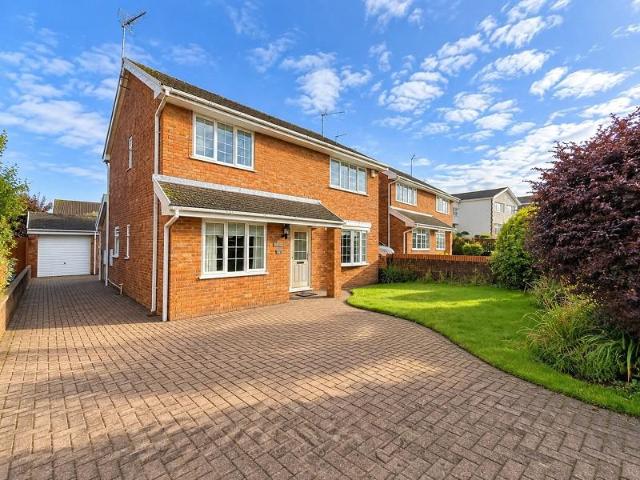 House for sale in Llantwit Fardre, Efail Isaf