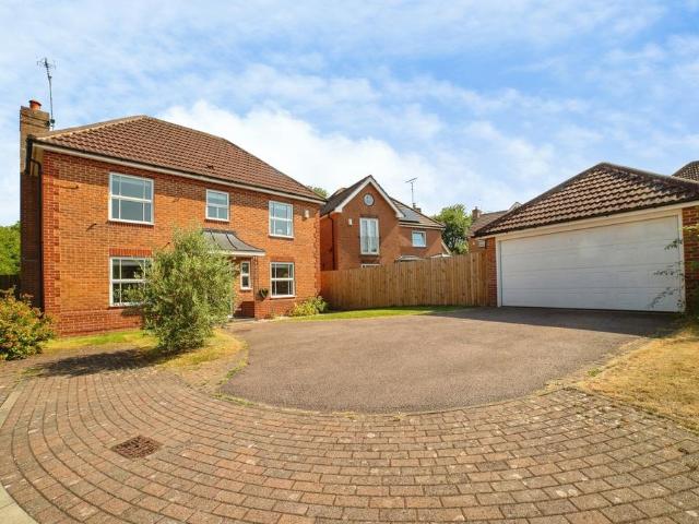 House for sale in East Midlands