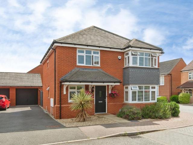 House for sale in Lower Stondon, Bedfordshire