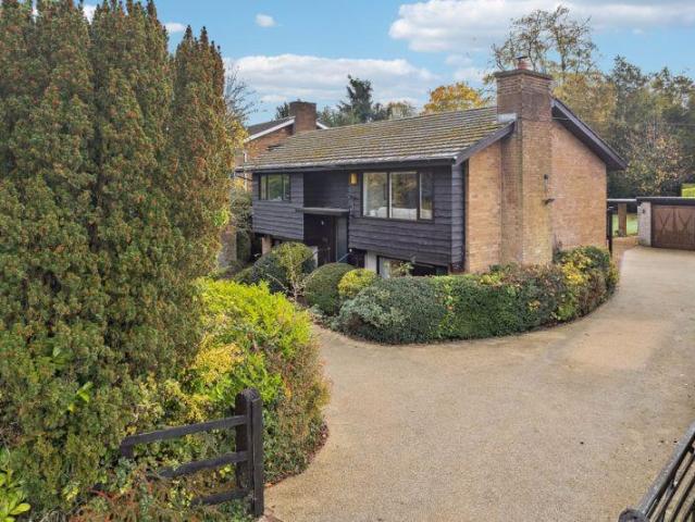 House for sale in Little Missenden, Little Kingshill