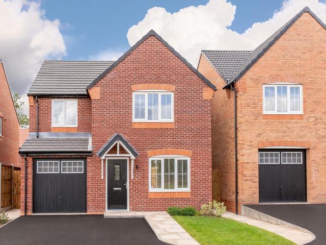 House for sale in Priors Hall Park, Weldon