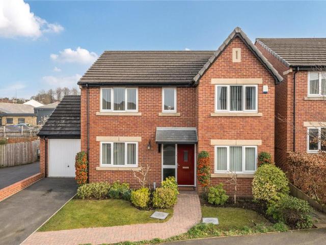 House for sale in Pudsey, West Yorkshire