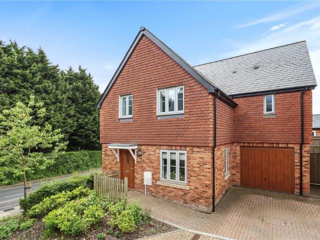 House for sale in Cross in Hand, Cross In Hand