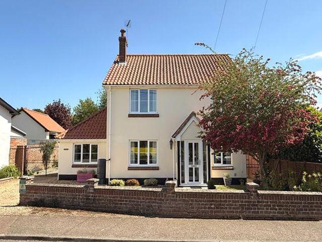 House for sale in Bedingfield, Suffolk
