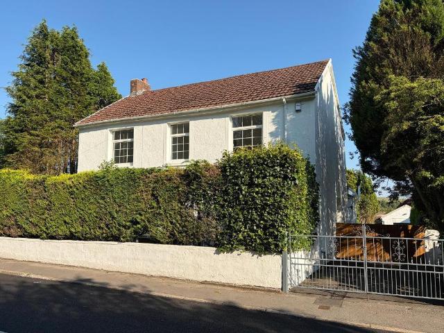 House for sale in Sirhowy, Wales