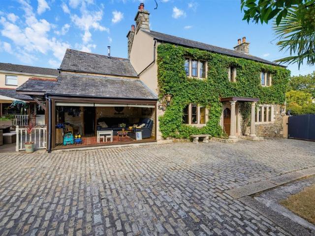 House for sale in Burraton, Saltash