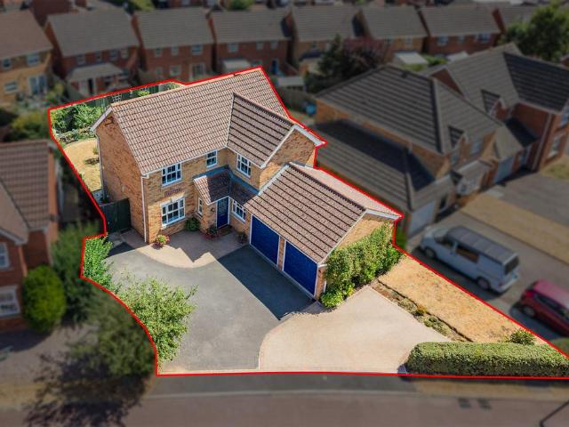 House for sale in Burton Latimer