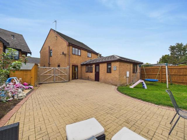 House for sale in Farcet, Huntingdonshire
