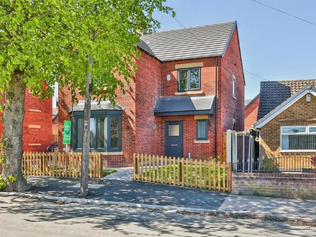 House for sale in Caldermill, East Midlands