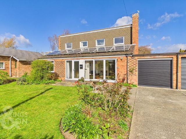 House for sale in Chedgrave, South Norfolk