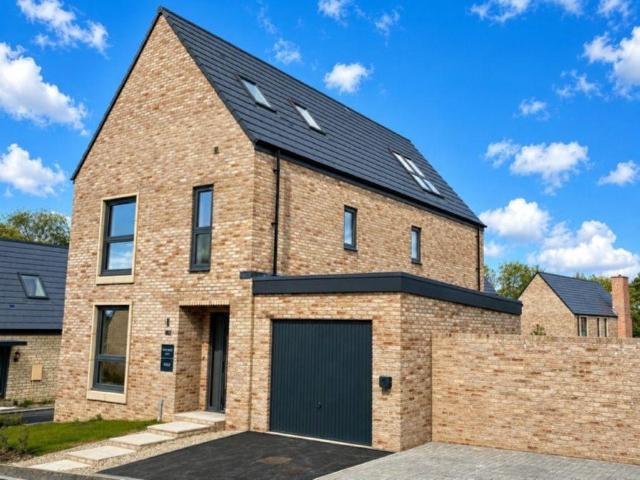 House for sale in Blunsdon, Broad Blunsdon