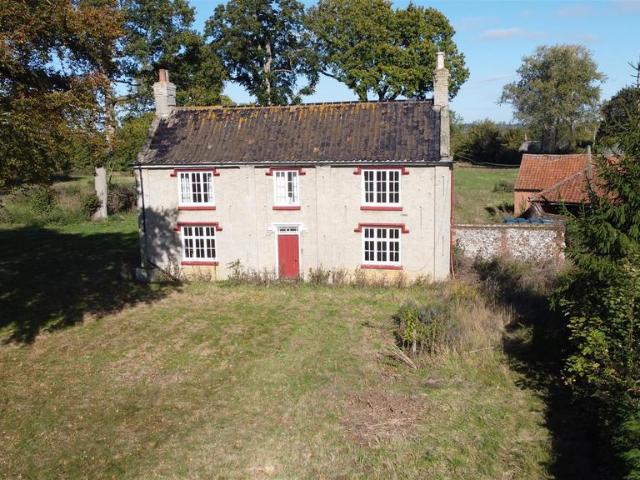 House for sale in East Tuddenham, Norfolk