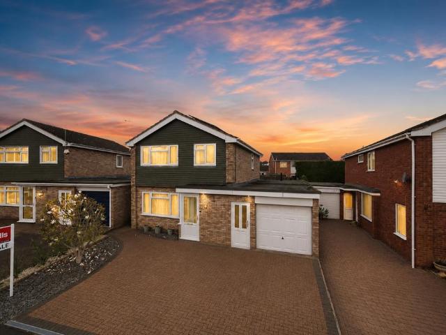 House for sale in Galmington, Rumwell