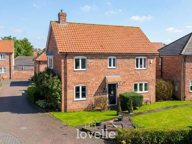House for sale in Stallingborough