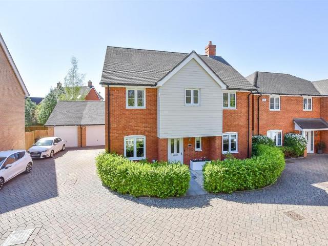 House for sale in Imperial Park, Midway