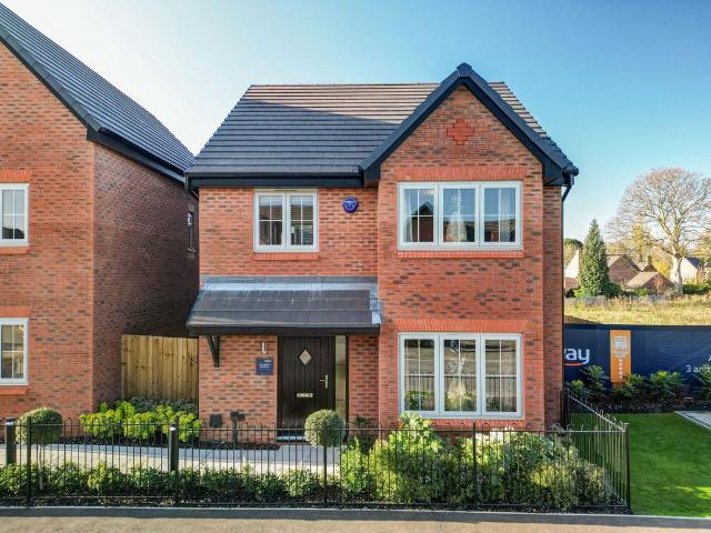 House for sale in Oughtrington, Warrington