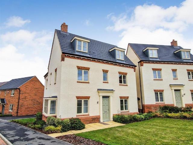 House for sale in Bedford