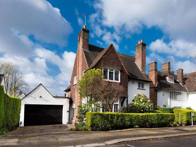 House for sale in Temple Fortune, Isle Of Man