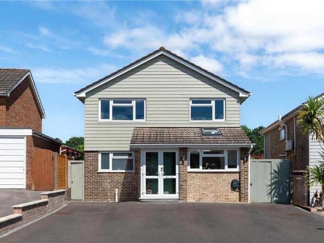 House for sale in Oakley, Merley