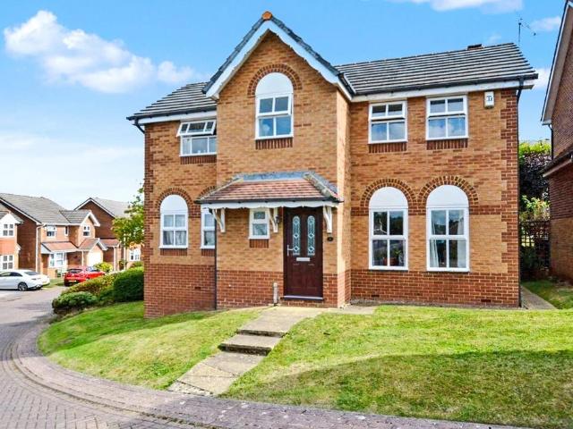 House for sale in Farsley, Leeds