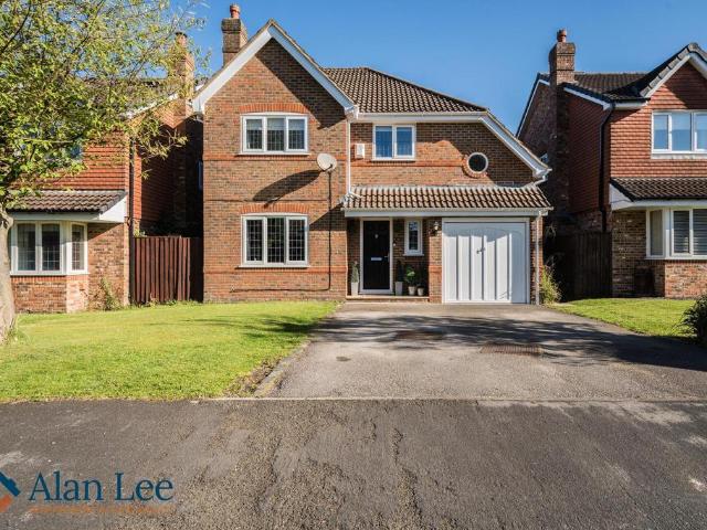 House for sale in Bollinbrook, Macclesfield
