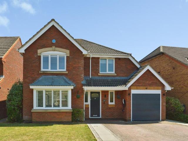 House for sale in Deanshanger