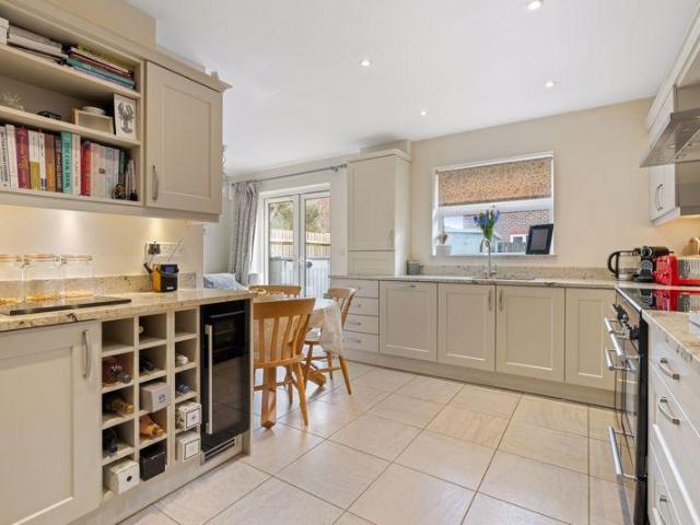 House for sale in Aldingbourne, Clapham