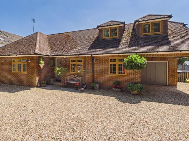 House for sale in Wooburn, Bourne End