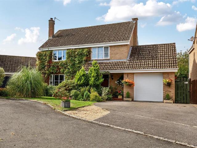 House for sale in Rowde