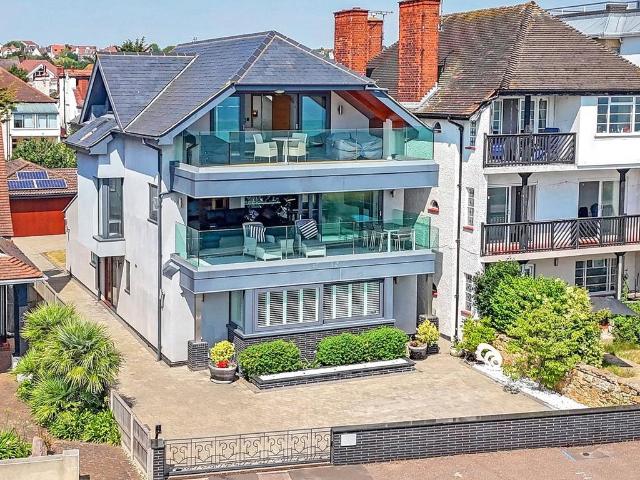 House for sale in Alton Barnes, Essex