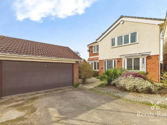 House for sale in Firthcliffe, Gomersal