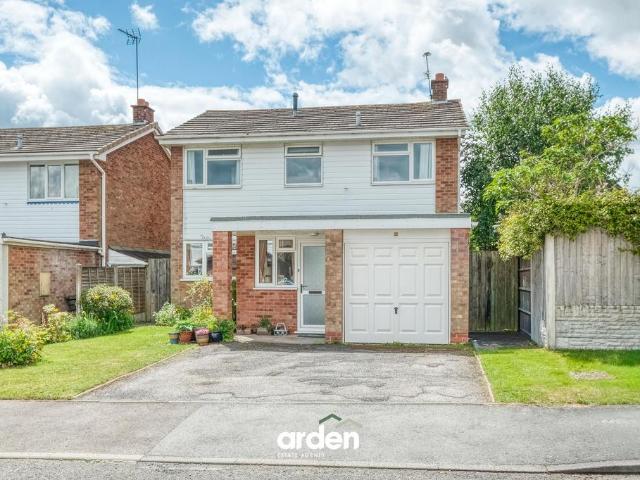 House for sale in Bromsgrove, Worcestershire