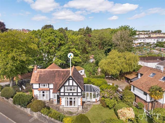 House for sale in Newton, Wales