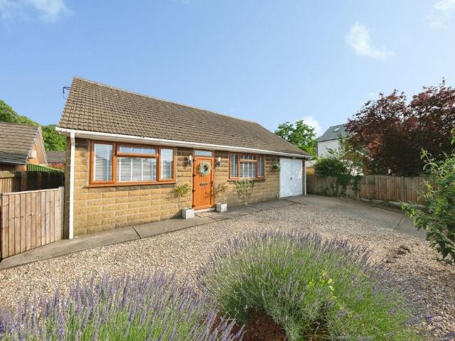 House for sale in Potters Corner, East Midlands